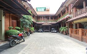 RedDoorz near AMIKOM Yogyakarta 2